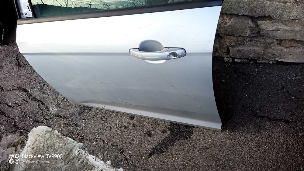 Двері передні  ford focus mk3