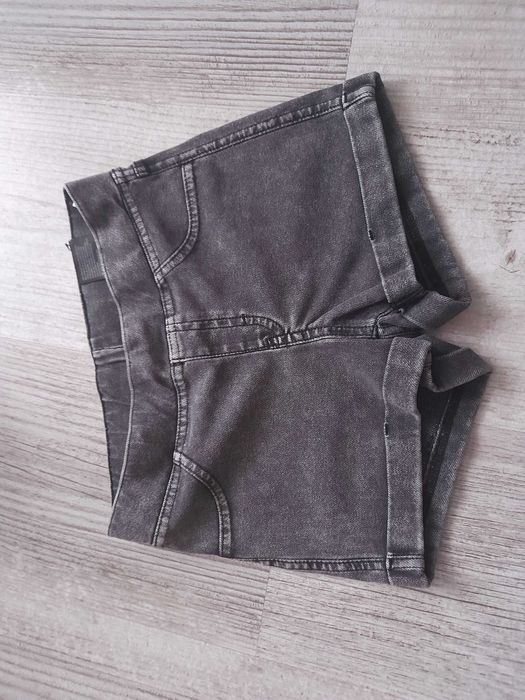 H&M spodenki ze stretchem r. 134 8-9Y