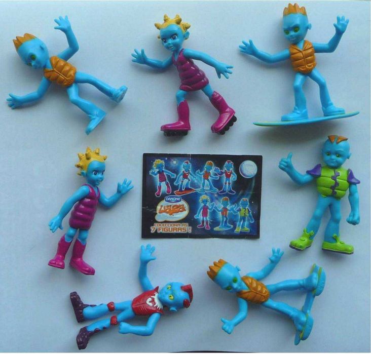 Coleção completa figuras brinde DANONE
