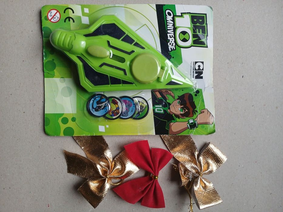 Ben 10 wyrzutnia dyski zestaw