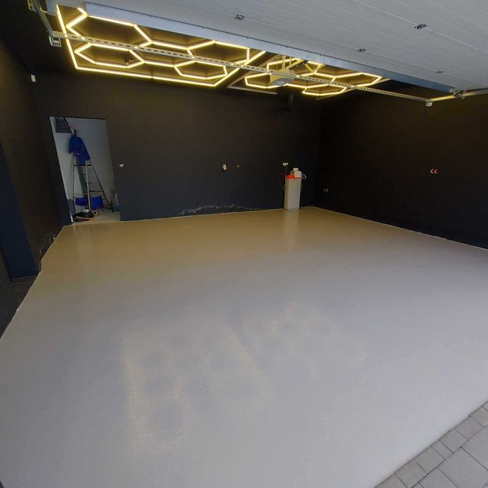 Profi -Flor Posadzki Żywiczne Przemysłowe