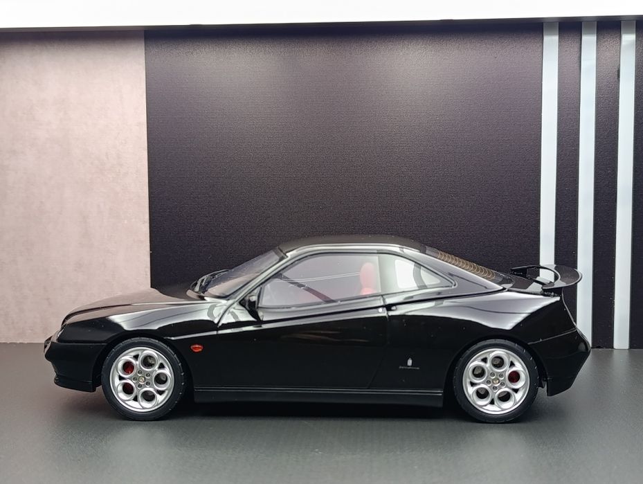 Alfa Romeo GTV 1/18