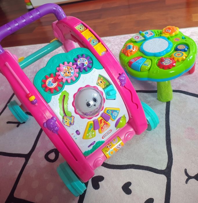 Pchacz i stolik edukacyjny