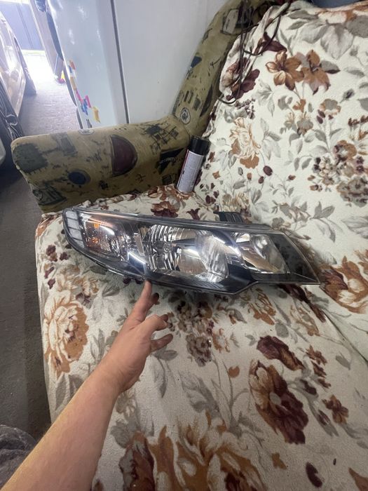 Продам фару кіа Cerato