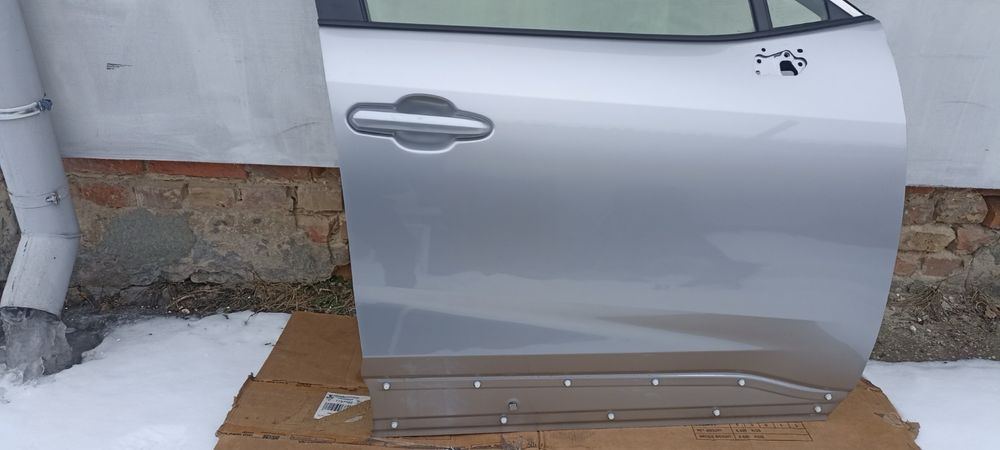 Двері RAV4 V Рав4 Тойота Задні 1D5 Ідеальні