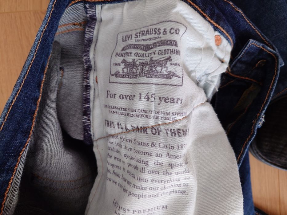 Джинси Levi's 512 Slim Fit W33L30 темно-сині преміум серія
