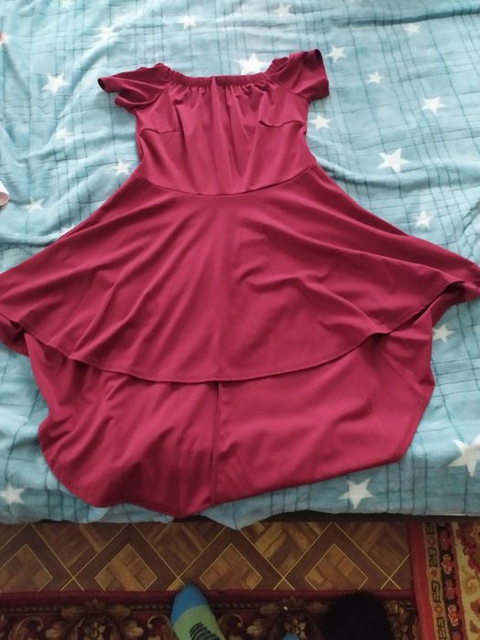 Плаття в новенькому стані