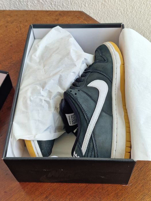 Nike SB Dunk Low Pro ISO Black Gum (CD2563-006)

Tamanho: EU 38
Estado: Bom (uso normal, ver fotos)
Inclui caixa original

Modelo da linha Orange Labe