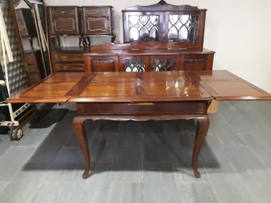 Móveis clássicos em óptimo estado