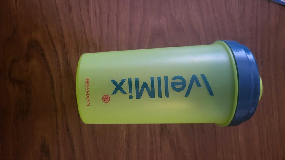 Nowy Shaker żółty Rossmann