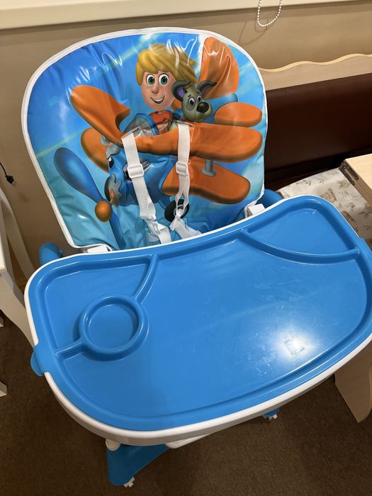 Стілець для годування