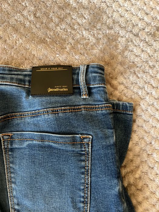 Джинси skinny Stradivarius