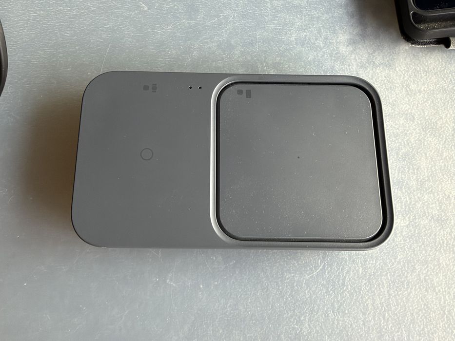 Samsung wireless charger 2 bases