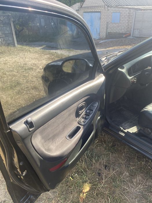 Продам Hyundai Sonata Y3