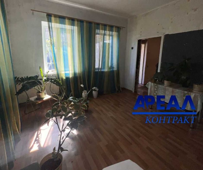 Продам будинок у центрі міста