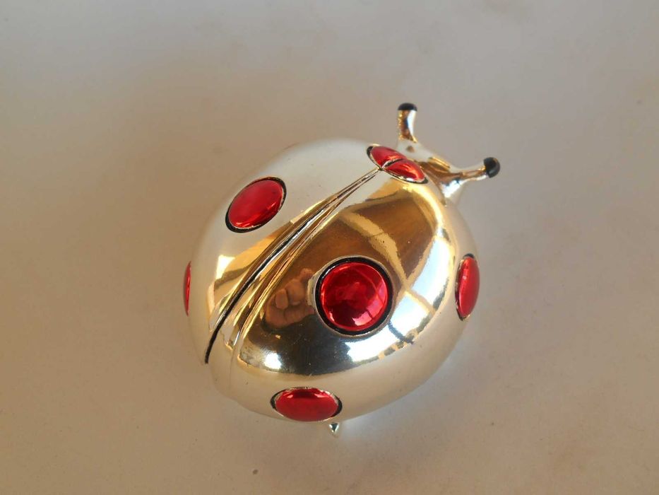 Joaninha de Prata ( Pesa papeis de 223 gr.)