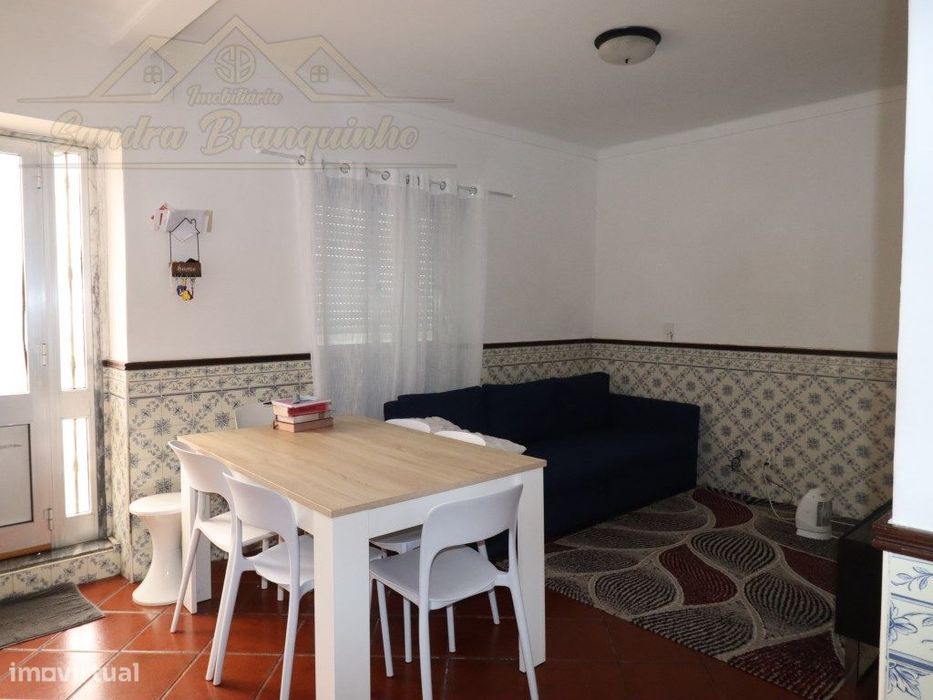 Apartamento T2 com terraço — Torres Vedras (São Pedro, Santiago, Santa Maria Do Castelo E São Miguel) E Matacães, Lisboa