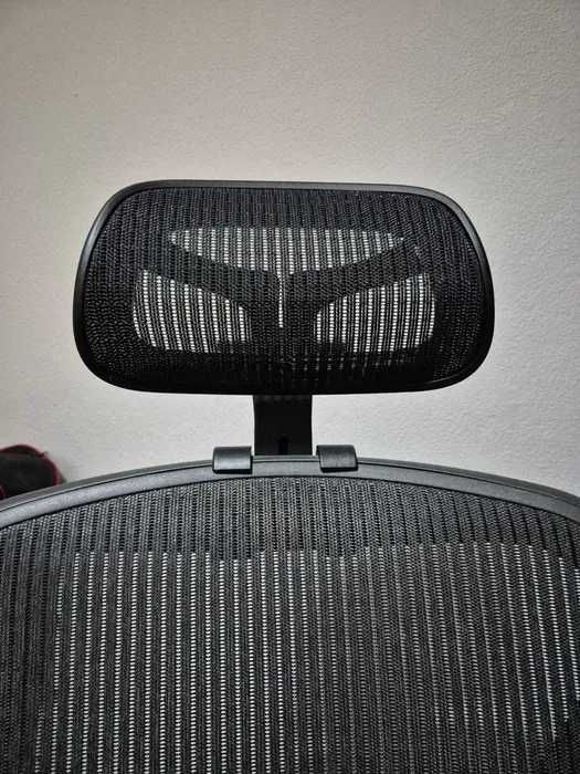 Cadeira de Escritório Herman Miller Aeron Graphite Full option Size B com Headrest