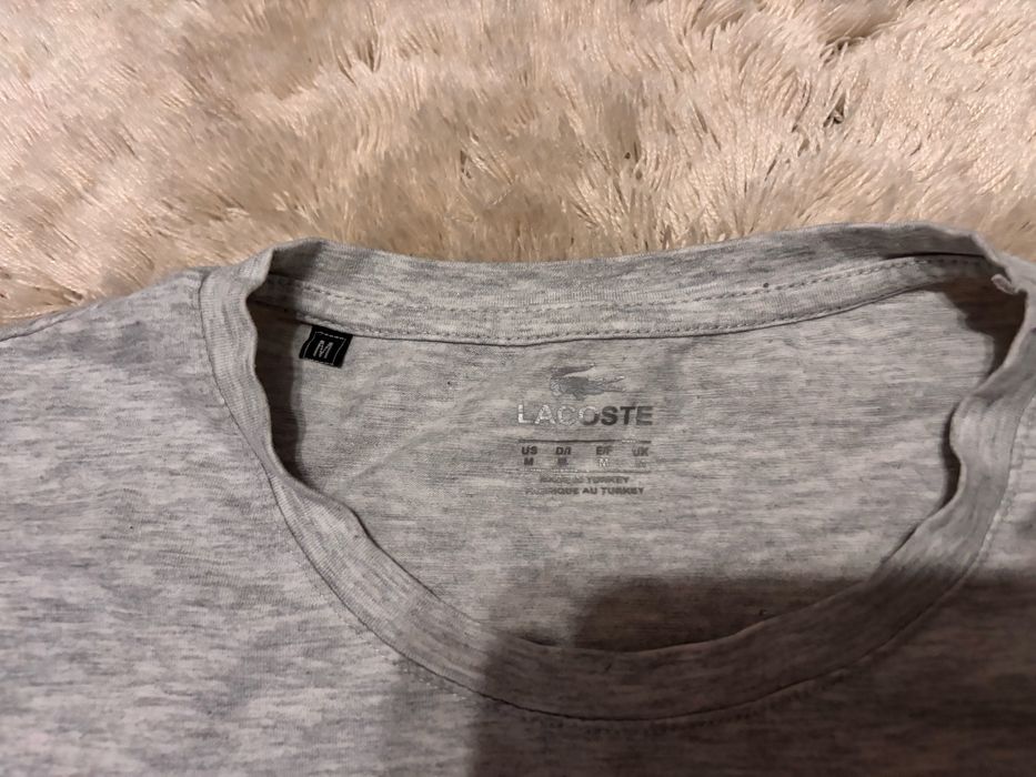 Szara koszulka tahirt Lacoste