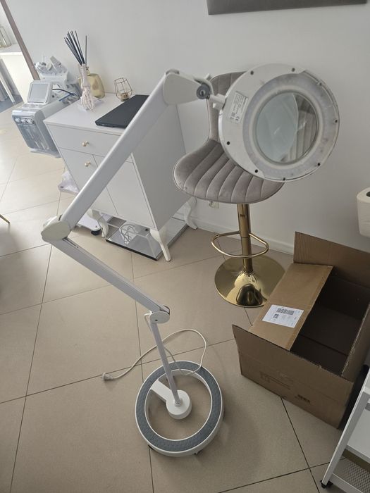 Lampa kosmetyczna z lupą szkłem powiekszającym Activeshop