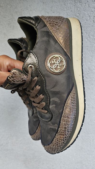 Adidasy sneakersy Guess roz 38