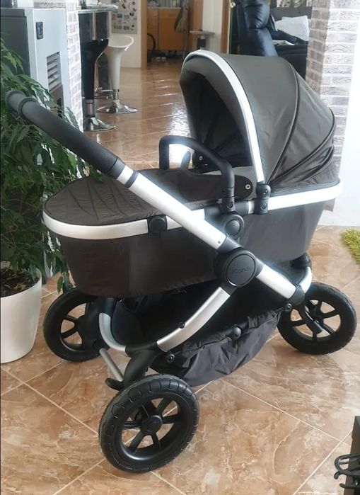 Conjunto ovo+alcofa+cadeira para bebé Marca BeSafe