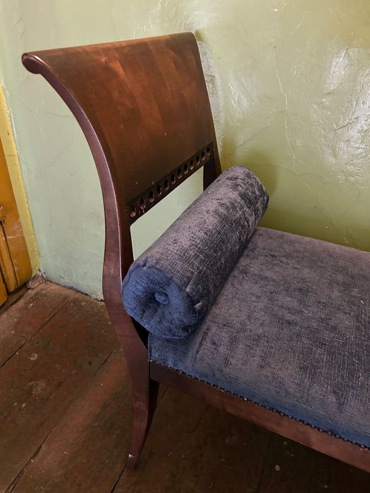 Ławka drewniana  - tapicerowana