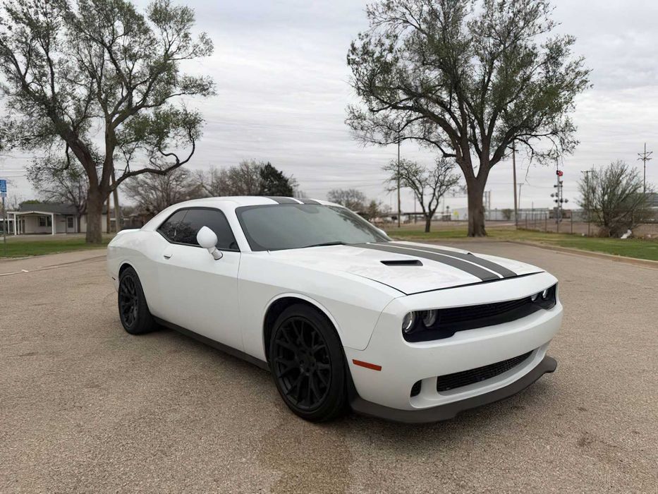 Dodge Challenger RT      2020