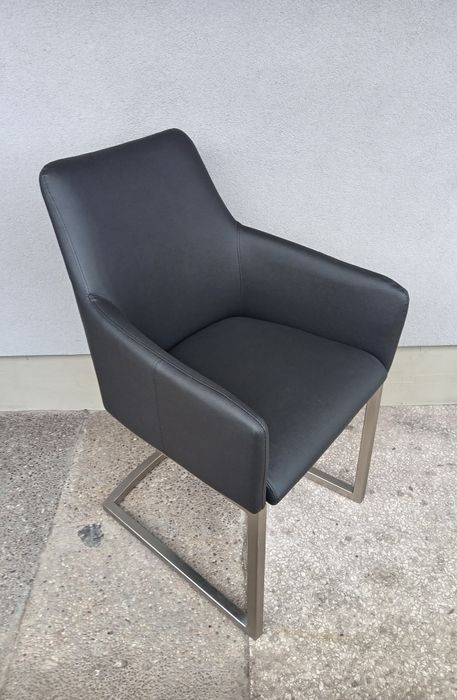 Krzesła tapicerowane czarne 6 sztuk