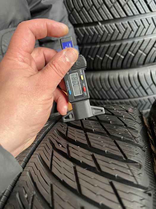 255/50/19 R19 Michelin Pilot Alpin 5 4шт зима