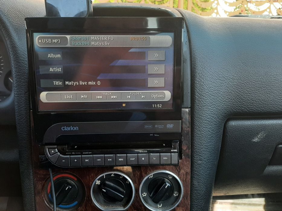 Radio  wysuwane clarion