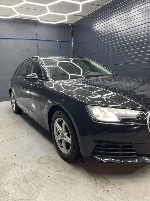 AUDI A4 Avant 35 TDI