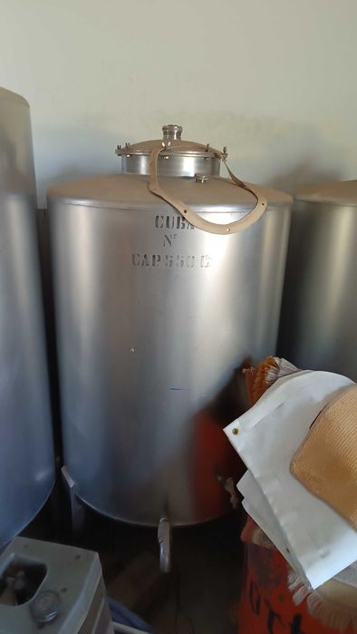 Cuba inox 550 litros