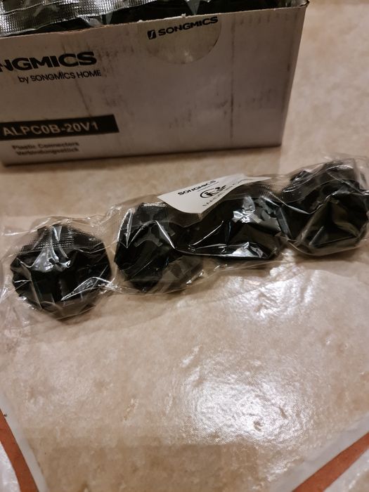 Łączenia,  złączki do kojca modułowego