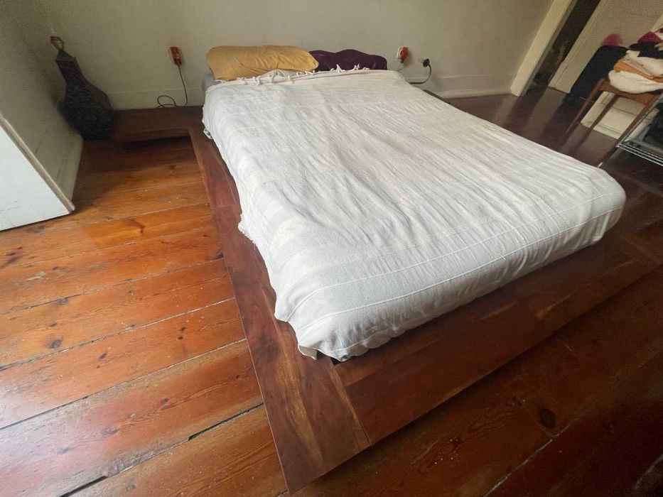 Estrutura cama japonês c/ estrado - madeira acácia maciça 140x200