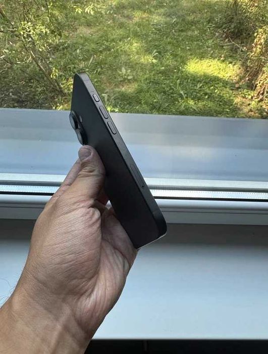 iPhone 16 128GB Czarny