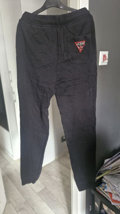 Spodnie dresowe Guess rozmiar 164