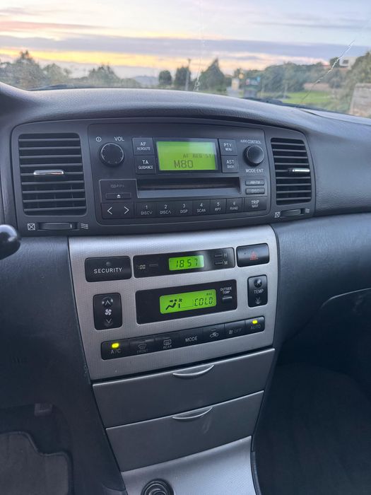 Toyota Corolla 2.0 D4D 5 Lugares