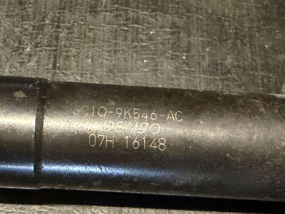 Wtryskiwacz Denso 6c1Q-9k546-AC