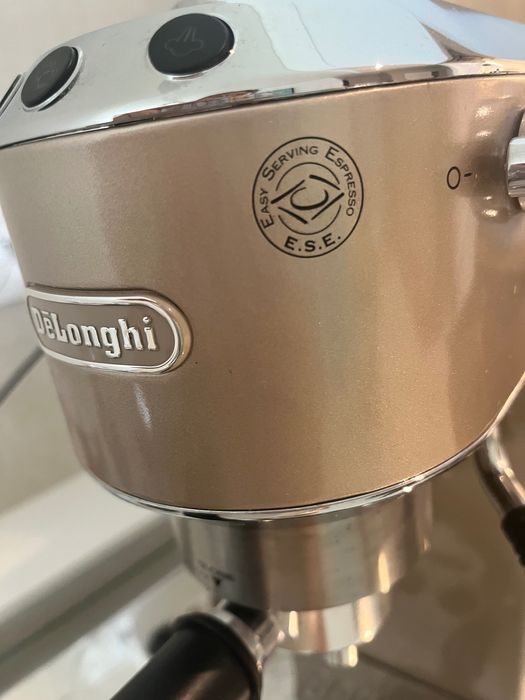 Máquina de café Delongui
