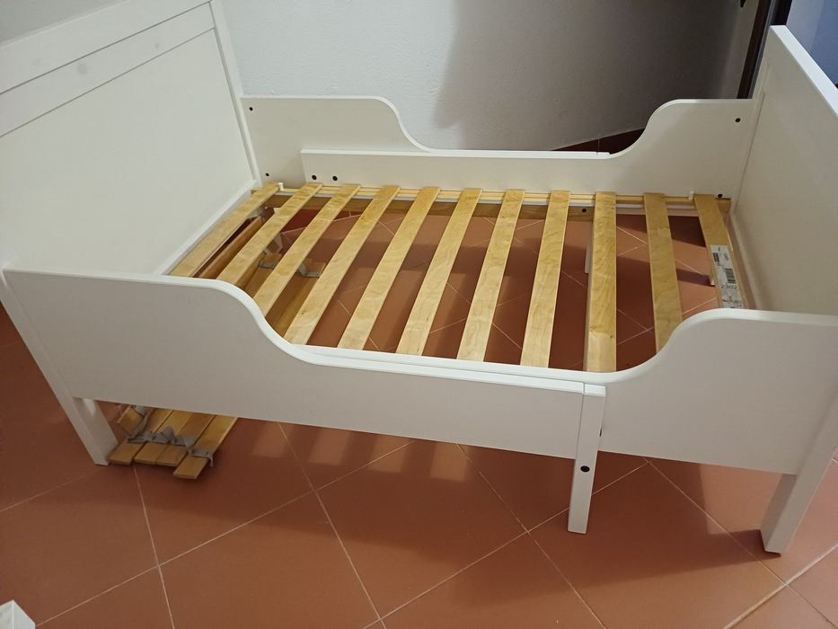 cama criança IKEA - extensível