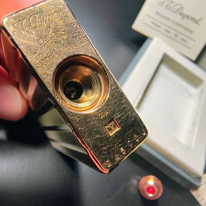 Zapalniczka S.T. DuPont pozłacana komplet