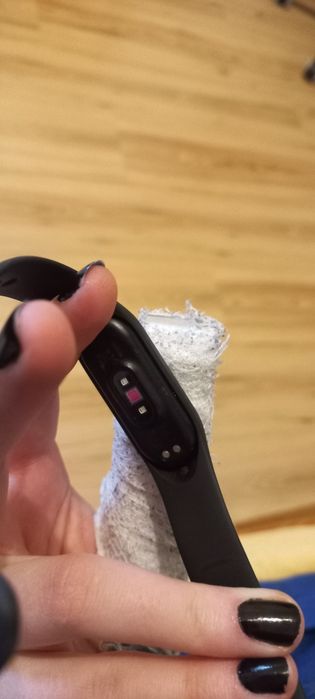 Opaska/zegarek mi band 4