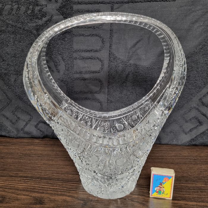 Хрустальная корзина 4,5 кг, массивная, элитный хрусталь, Чехословакия