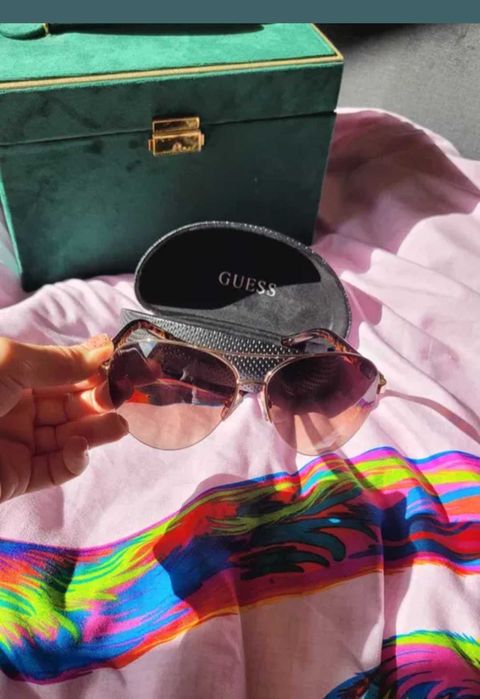 Okulary przeciwsłoneczne panterka Guess GUT329 Gld-43+etui