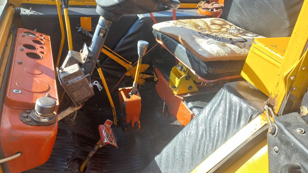 Продам трактор Т25