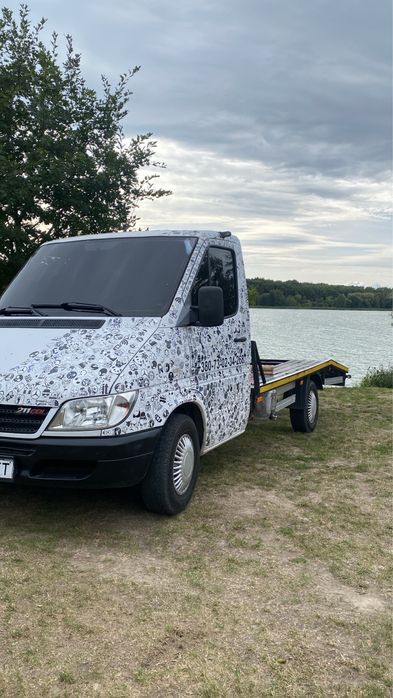 Мерседес спрінтер евакуатор