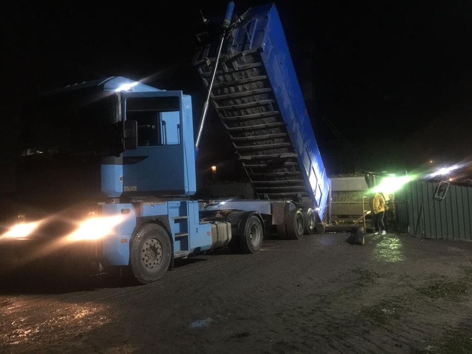 Продається тягач з самоскидом