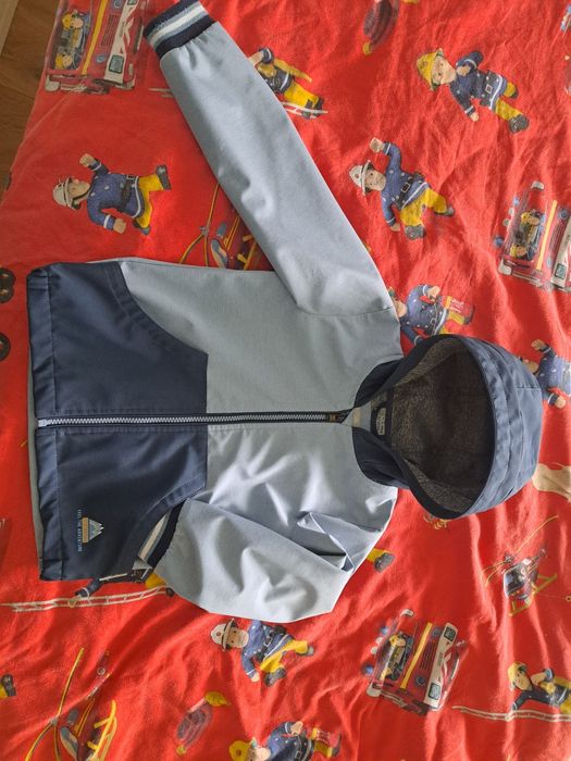 Kurtka dziecięca typu softshell w rozm. 110/116 cm