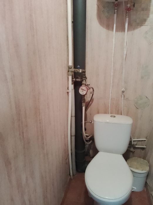 продам 2-кімнатну квартиру